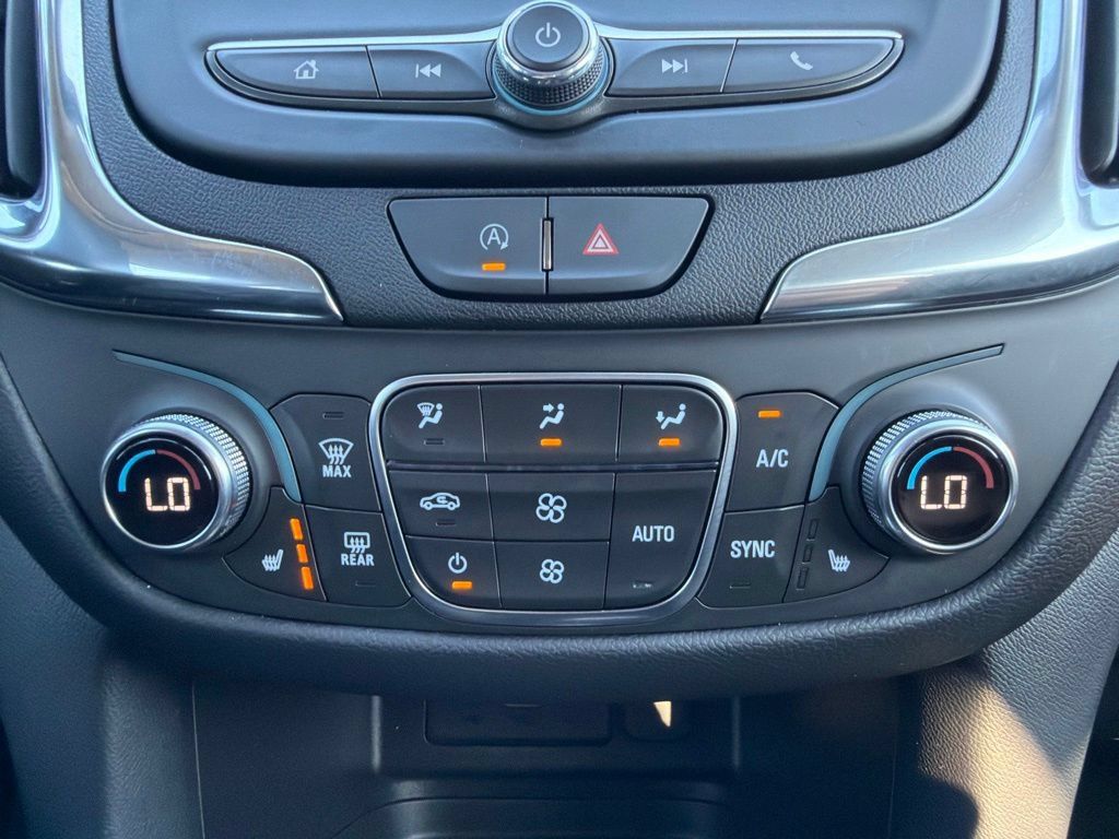 Used 2024 Chevrolet Equinox LT AWD/4WD image 22