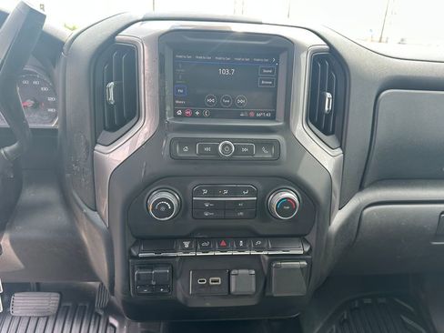 Used 2022 Chevrolet Silverado 3500 W/T w/ WT Convenience Package AWD/4WD image 17