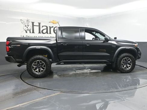 New 2026 Chevrolet Colorado ZR2 w/ Off-Road Front Bumper Package AWD/4WD image 15