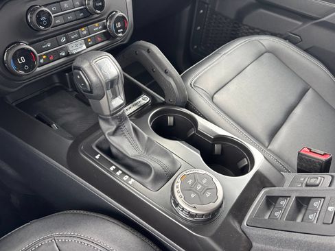 New 2026 Ford Bronco Badlands AWD/4WD image 25