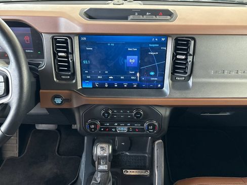 Used 2024 Ford Bronco Outer Banks AWD/4WD image 24