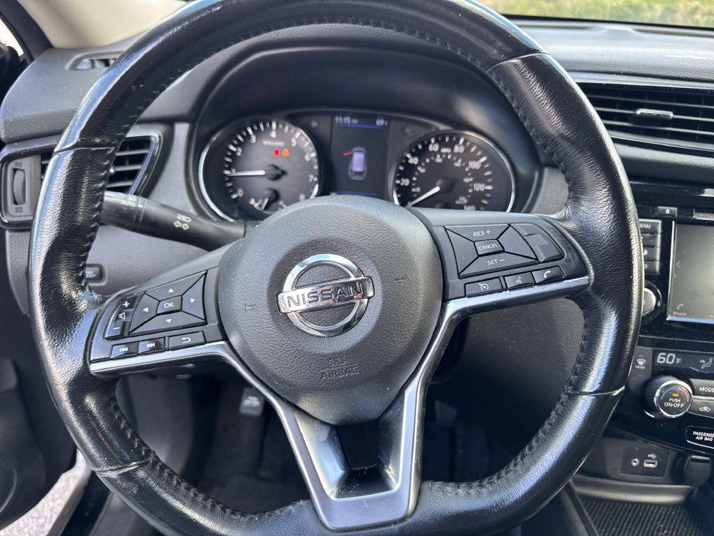 Used 2019 Nissan Rogue SV AWD/4WD image 28