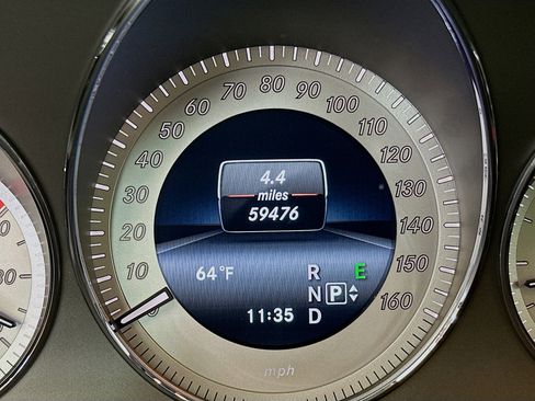 Used 2015 Mercedes-Benz GLK 250 BlueTEC 4MATIC image 18