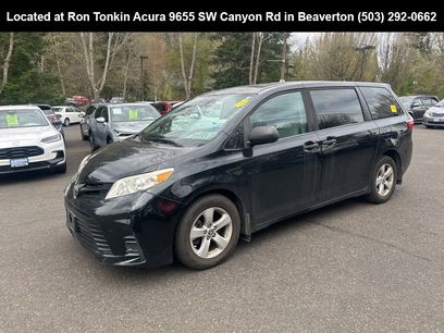 Used 2019 Toyota Sienna L w/ Carpet Mat Package