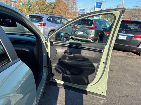 Used 2023 Hyundai Santa Cruz SE image 44