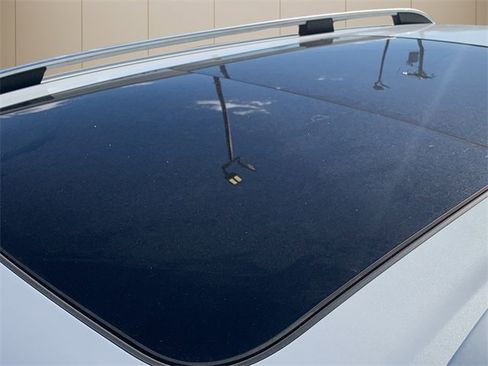 Used 2018 Volvo XC90 T6 Momentum w/ Convenience Package image 15