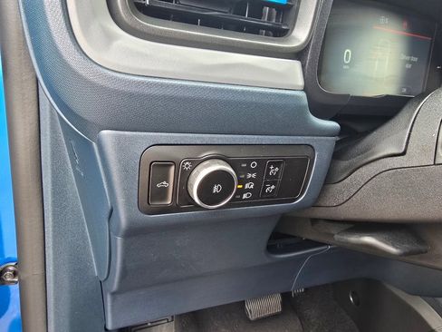Used 2025 Ford Maverick Lobo AWD/4WD image 20