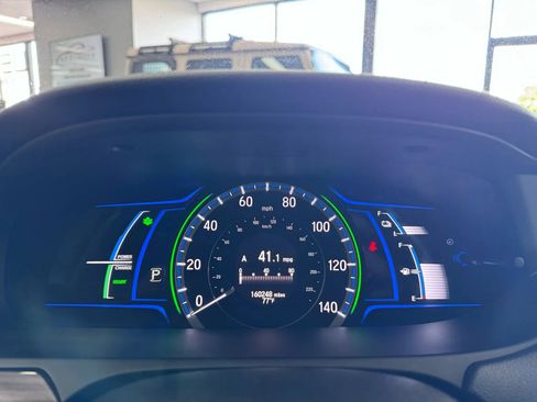 Used 2017 Honda Accord Touring image 27