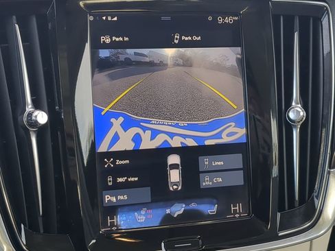 Used 2018 Volvo S90 T5 Momentum w/ Convenience Package image 18