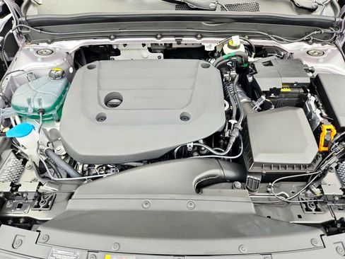 New 2026 Volvo XC40 B5 Plus w/ Protection Package Premier image 20