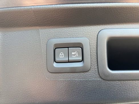 Certified 2025 MAZDA CX-50 AWD 2.5 Turbo w/ Premium Pkg image 28