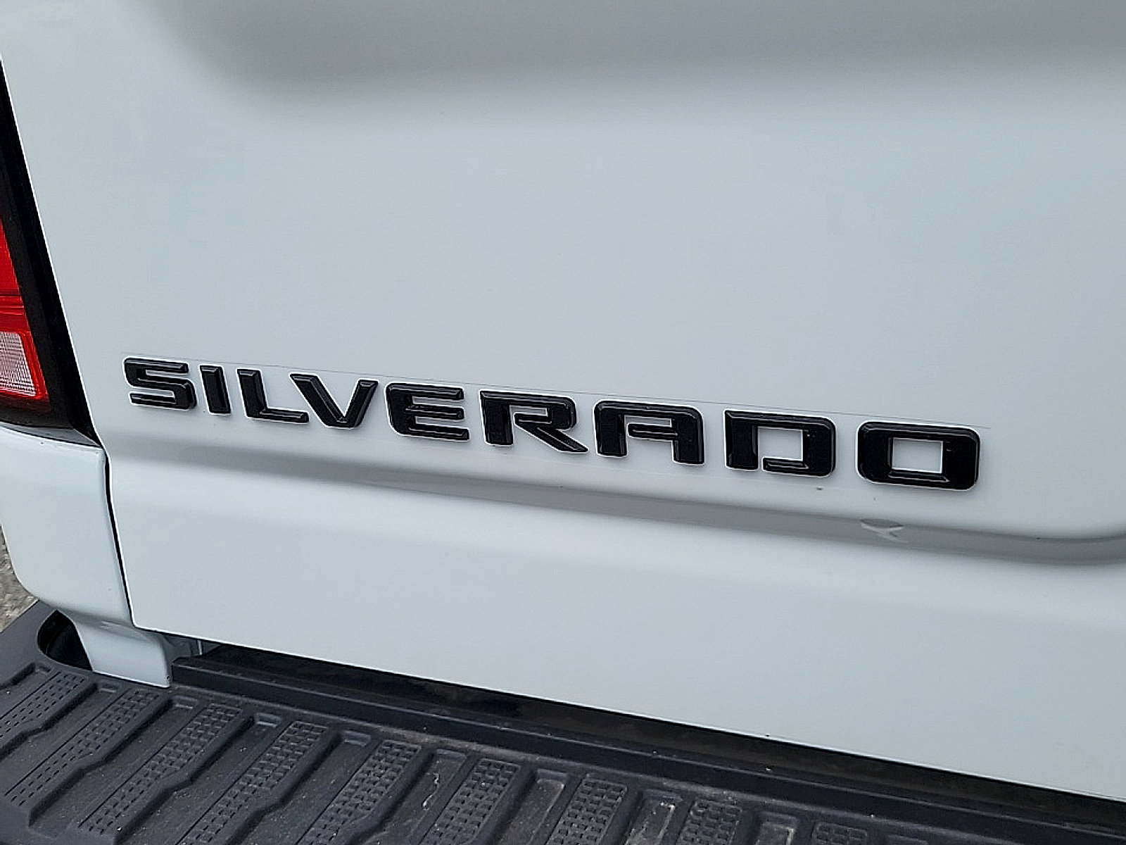 Used 2026 Chevrolet Silverado 3500 LTZ w/ LTZ Plus Package AWD/4WD image 33