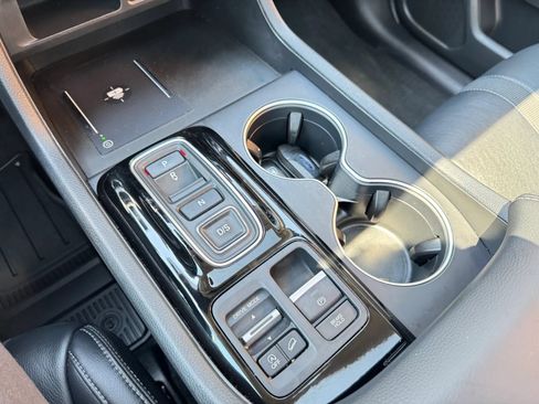 Used 2023 Honda Pilot Touring image 20