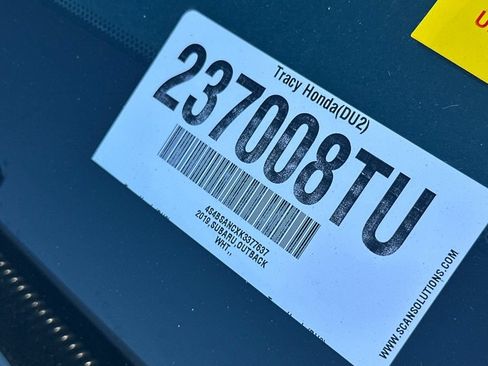 Used 2019 Subaru Outback 2.5i Limited AWD/4WD image 3