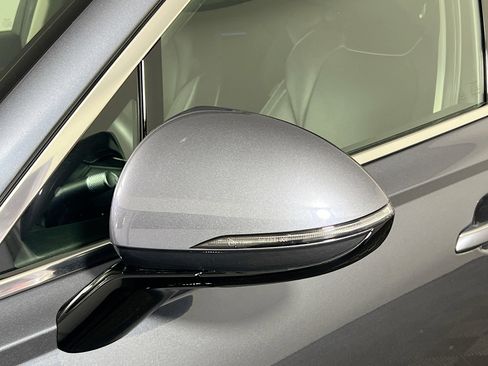 Used 2026 Genesis GV70 2.5T image 12