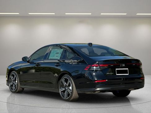 New 2026 Honda Accord SE image 3