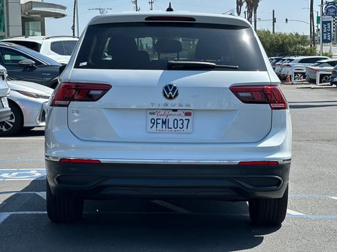 Certified 2023 Volkswagen Tiguan SE image 5