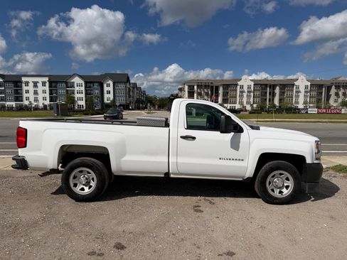 Used 2017 Chevrolet Silverado 1500 W/T w/ Trailering Package image 5