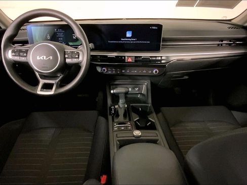 Used 2025 Kia K5 LXS FWD image 16