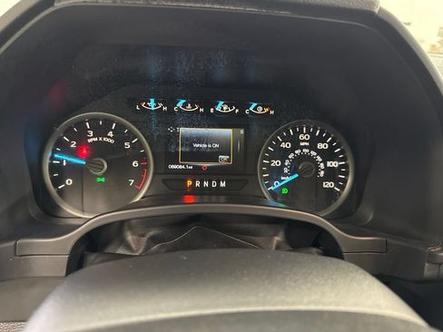 Used 2018 Ford F150 XLT w/ Equipment Group 302A Luxury AWD/4WD image 27