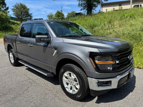 Used 2025 Ford F150 XLT w/ Equipment Group 301A Standard AWD/4WD image 4