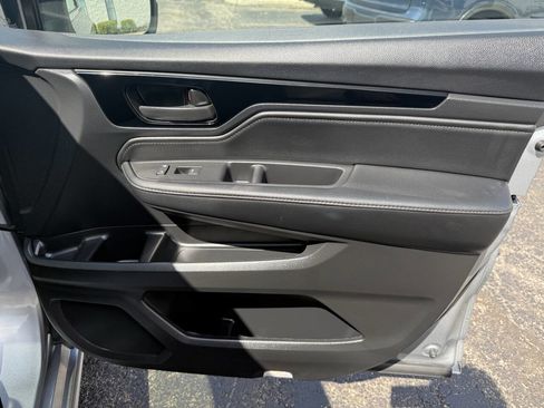 Used 2025 Honda Odyssey Touring image 30