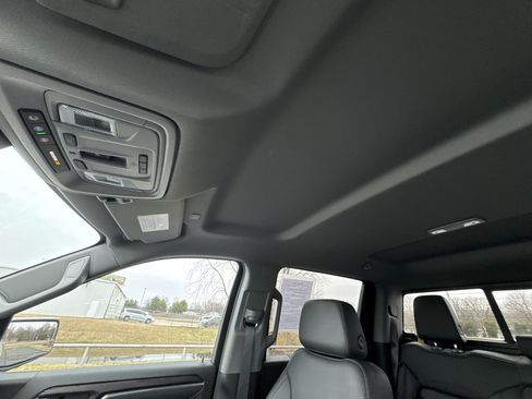 Certified 2025 GMC Sierra 1500 SLT w/ SLT Premium Plus Package image 22