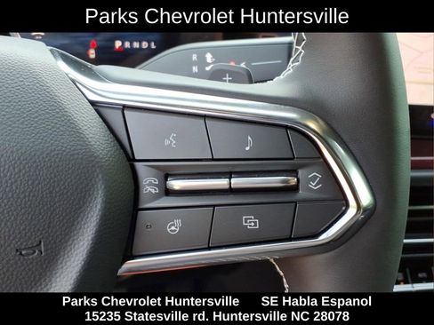 New 2026 Chevrolet Traverse Z71 w/ Enhanced Driving Package AWD/4WD image 13