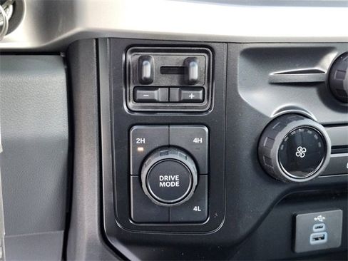 New 2024 Ford F550 4x4 Regular Cab Super Duty image 17