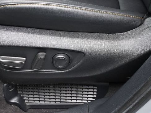 Used 2024 Toyota Sienna XLE Woodland Edition AWD/4WD image 19