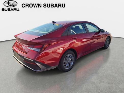 Used 2024 Hyundai Elantra SEL image 5
