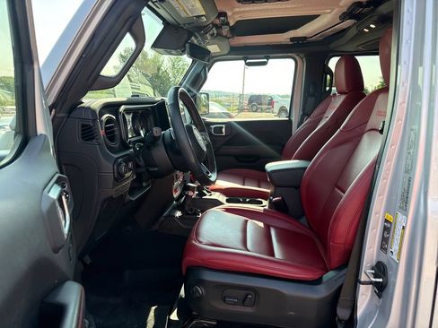 Used 2024 Jeep Wrangler Unlimited Rubicon 392 AWD/4WD image 14