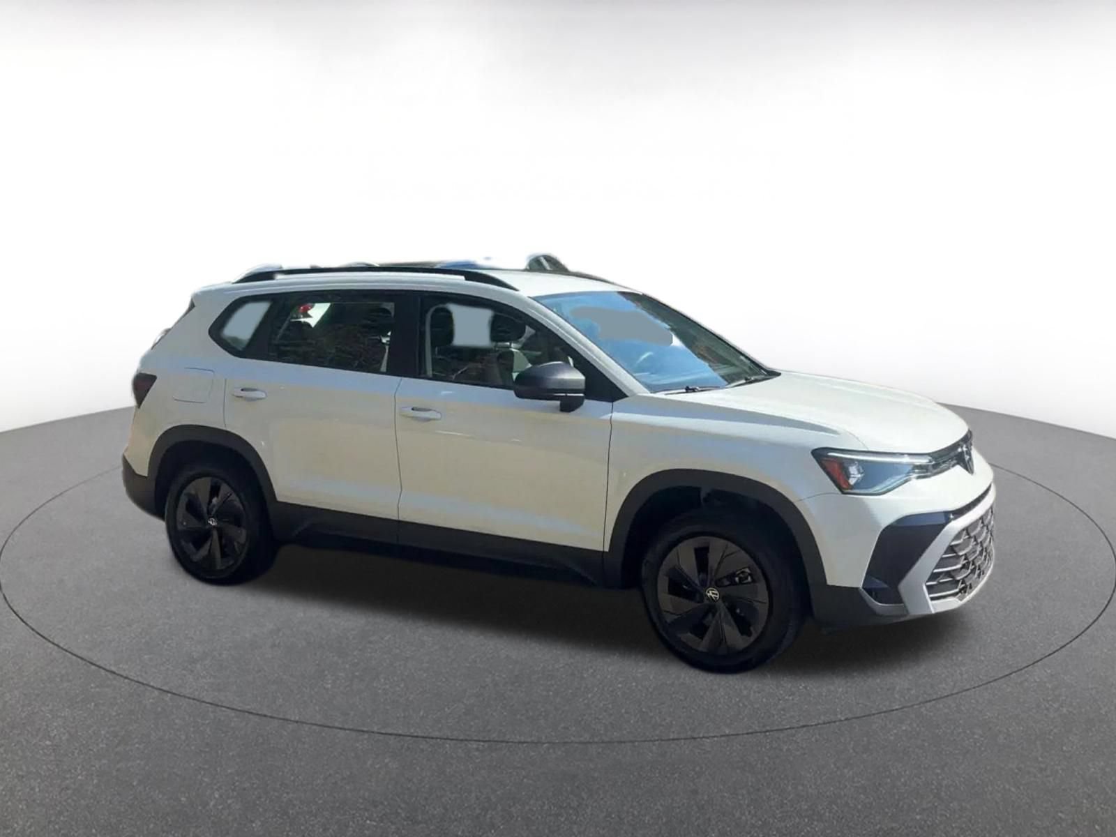 Used 2026 Volkswagen Taos S FWD image 2