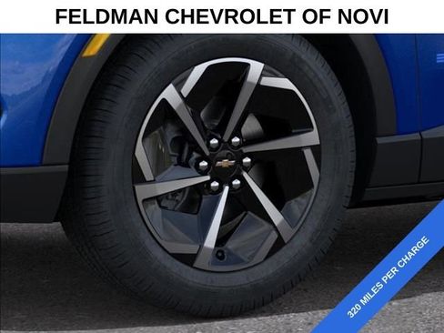 New 2026 Chevrolet Equinox EV LT FWD image 10