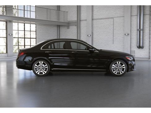 Used 2021 Mercedes-Benz C 300 4MATIC Sedan image 2
