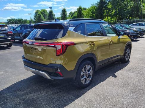 Certified 2024 Kia Seltos S AWD/4WD image 3