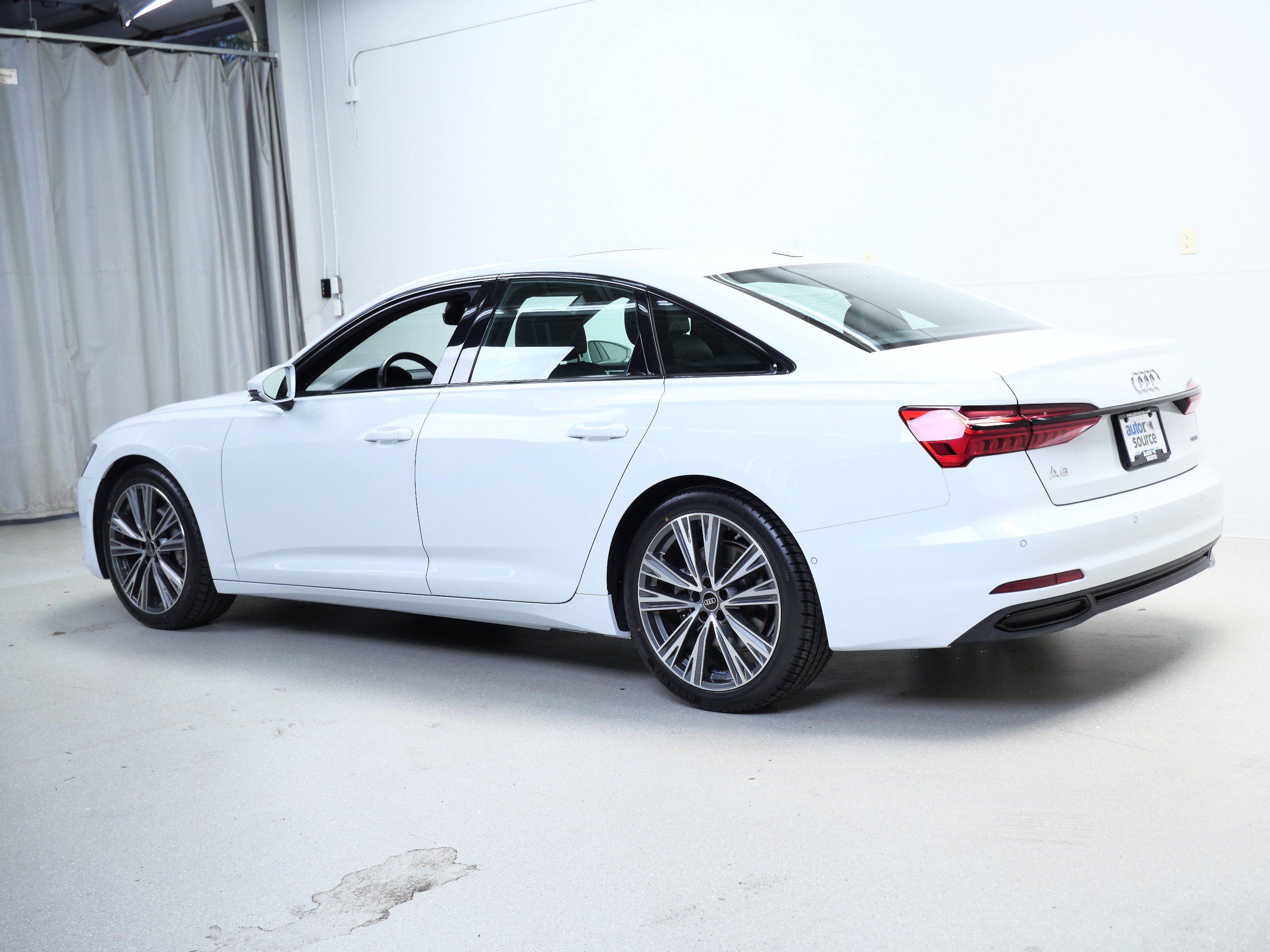Used 2023 Audi A6 Premium Plus w/ Premium Plus Package AWD/4WD image 11