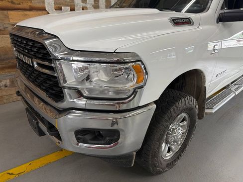 Used 2022 RAM 2500 Big Horn w/ Snow Chief Group AWD/4WD image 5