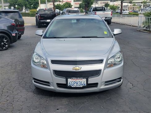 Used 2009 Chevrolet Malibu LT image 2