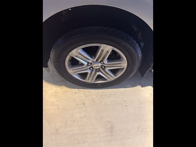 Used 2021 Ford Expedition XLT AWD/4WD image 16