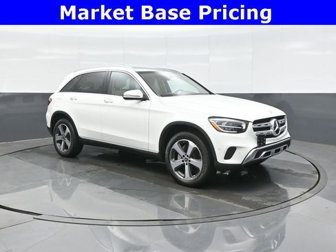Used 2021 Mercedes-Benz GLC 300 4MATIC image 1