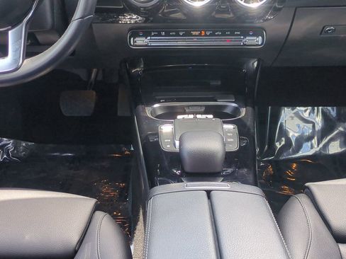 Used 2023 Mercedes-Benz CLA 250 w/ Premium Package image 19