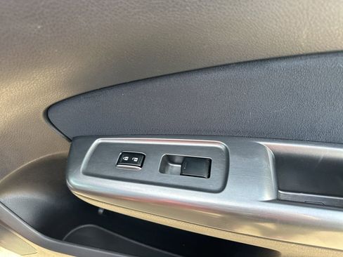 Used 2011 Subaru Forester 2.5X Limited image 35