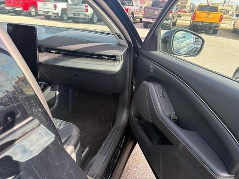 Certified 2025 Ford Mustang Mach-E Select image 28