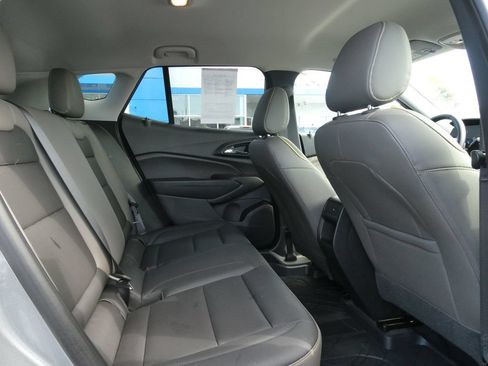 Certified 2025 Chevrolet Trax ACTIV w/ Driver Confidence Package FWD image 16