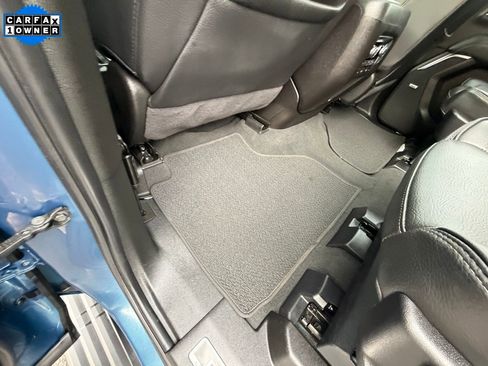 Used 2025 GMC Yukon Denali w/ Denali Reserve Package image 20