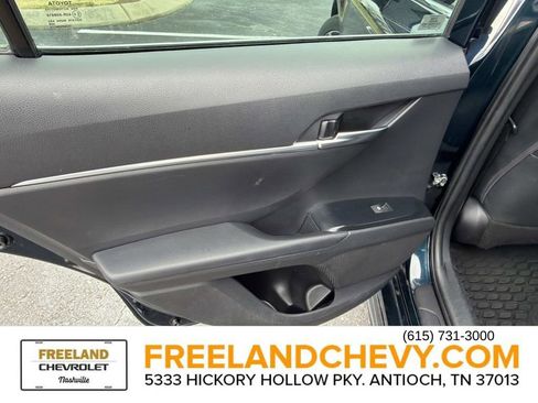 Used 2019 Toyota Camry SE image 15