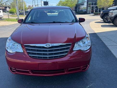 Used 2010 Chrysler Sebring Limited image 9