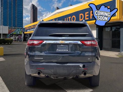 Used 2020 Chevrolet Traverse LT FWD image 3