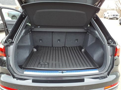 Certified 2025 Audi Q3 2.0T Premium w/ Convenience Package image 13